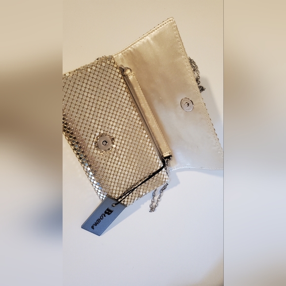 Jessica mcclintock mini gold purse w chain link handle - Picture 3 of 6